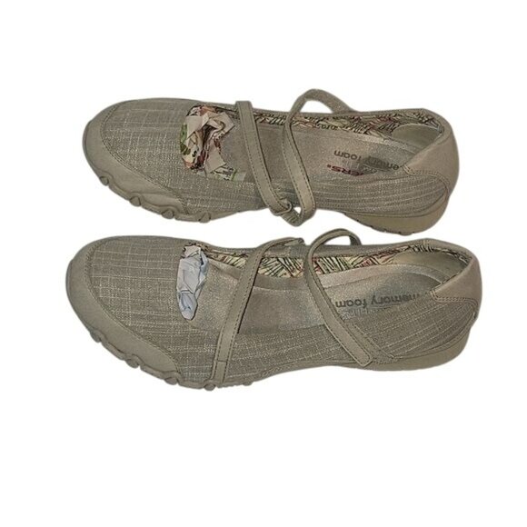 Skechers Relaxed Fit Mary Jane‎ Shoes 9 Beige Fabric Comfort Sole beach walkng - Picture 4 of 9